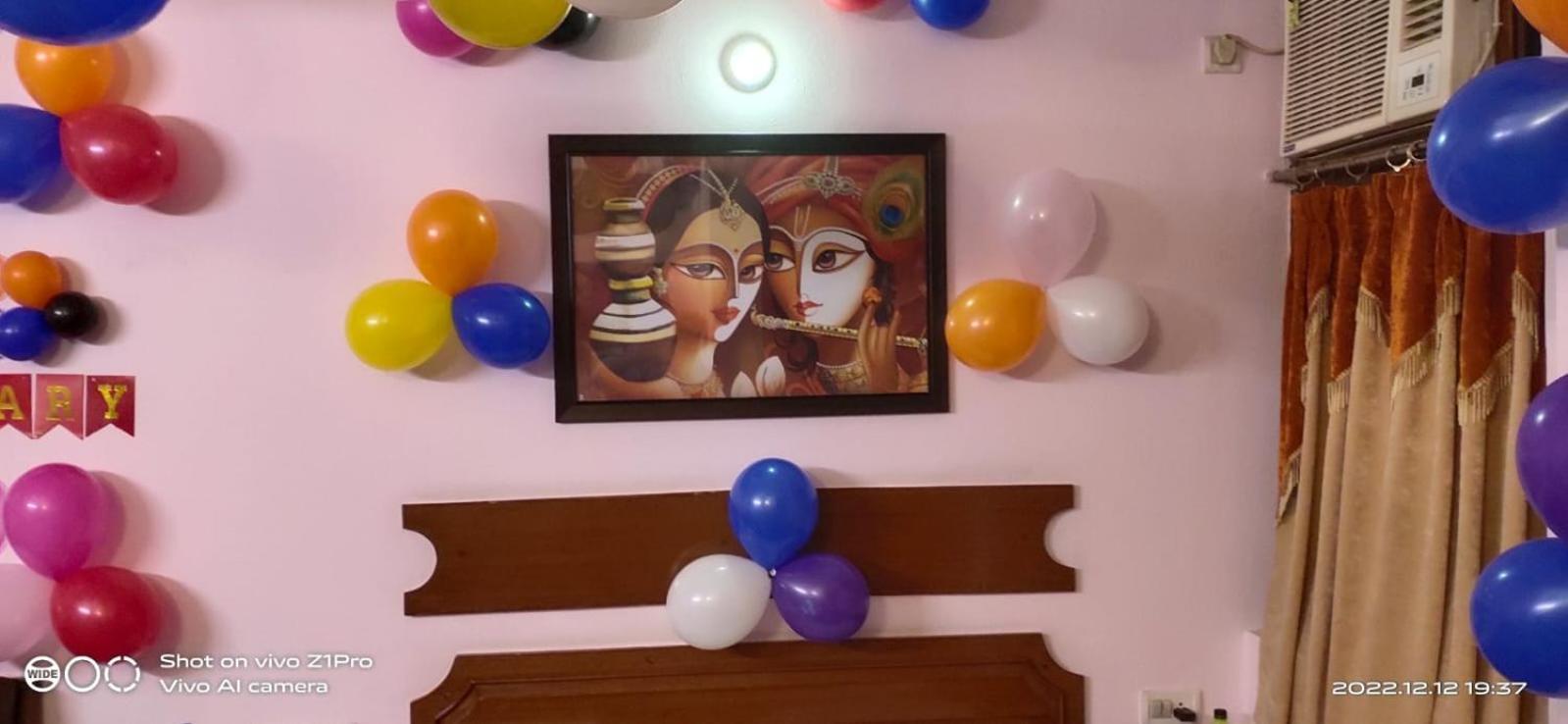 Ananda Krishna Van Vrindavan Bagian luar foto
